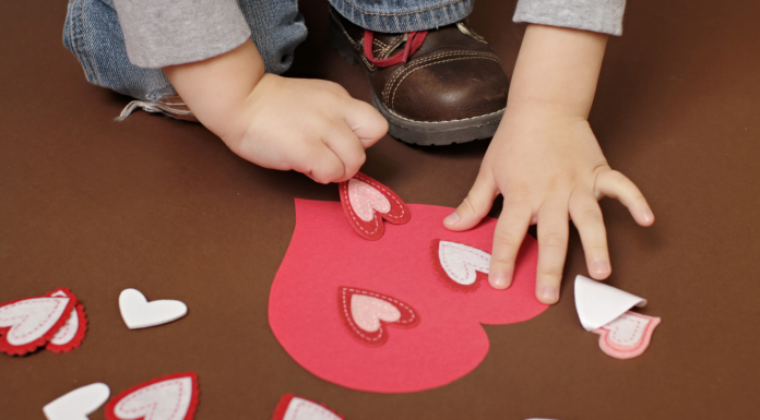 Valentines Day fun and easy toddler activity